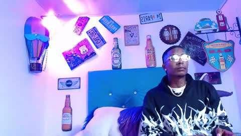 lili_roussi online show from 11-18-25, 12:49