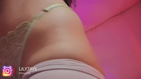 Lili online show from 02-20-26, 04:07