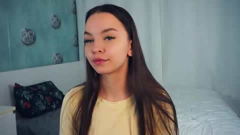 sunny Melissa online show from 11-30-25, 06:17