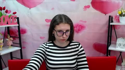 lilianashine online show from 04-06-26, 11:00