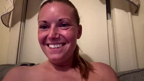 Snapshot of lilianaslilsecret chatting on 06-08-26, 06:47 LilianaX online show from 06-08-26, 06:47