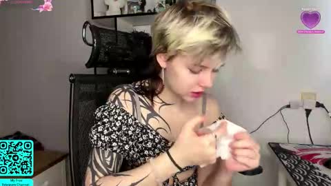 Lilian online show from 02-20-26, 07:21