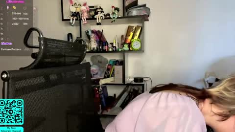 Lilian online show from 04-03-26, 07:28