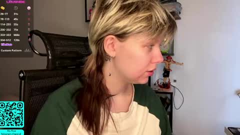 Lilian online show from 04-14-26, 07:14