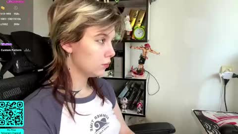 Snapshot of liliandaniels chatting on 05-05-26, 07:05 Lilian online show from 05-05-26, 07:05