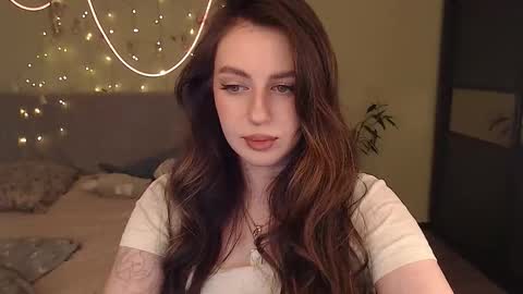 Lilu online show from 11-09-25, 03:43