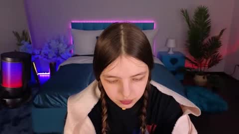 Lili Bakery online show from 02-20-26, 06:26