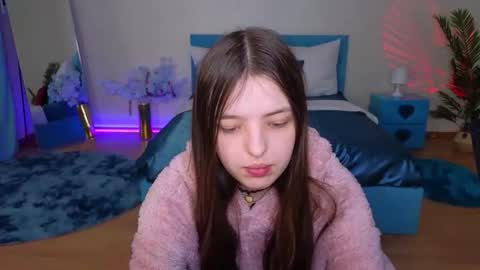 Lili Bakery online show from 03-16-26, 05:44