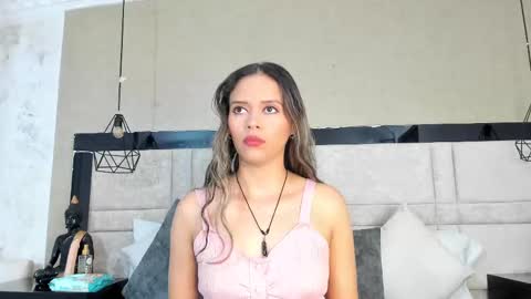 Snapshot of lilijensen chatting on 11-14-25, 10:18 LilyJensen online show from 11-14-25, 10:18