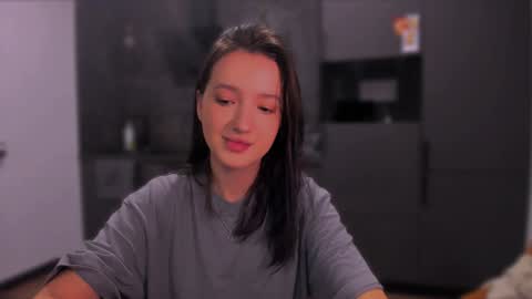             ...  online show from 12-12-24, 01:28