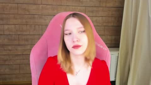 LiliLinn online show from 06-05-26, 04:30