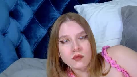 LiliLinn online show from 07-10-26, 05:34