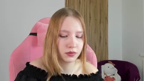 LiliLinn online show from 08-03-26, 04:22