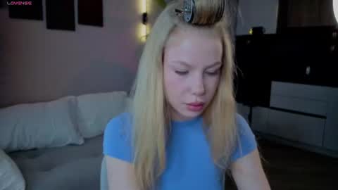 lililok101 online show from 06-26-26, 02:05