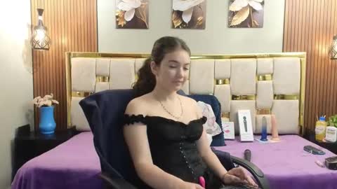 lilimini online show from 04-13-26, 07:41