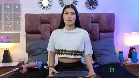 Lilia online show from 03-16-26, 12:09