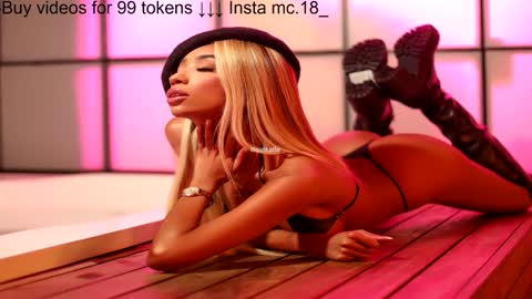 Snapshot of lilipinkette chatting on 12-22-24, 04:17 Lili online show from 12-22-24, 04:17