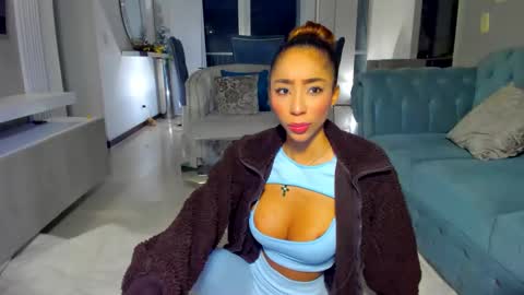 Lili  online show from 01-09-26, 03:20