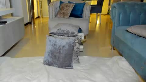 Lili  online show from 03-12-26, 01:01