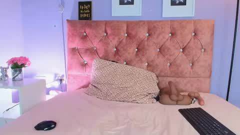 lilirousee online show from 05-29-26, 07:56