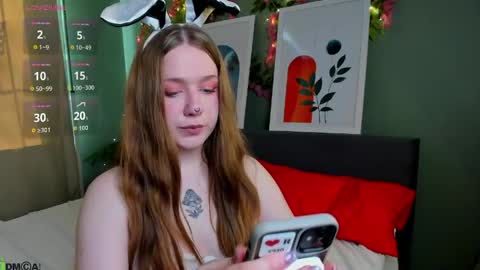 Snapshot of lilit_sinful chatting on 04-12-26, 11:37 lilit online show from 04-12-26, 11:37