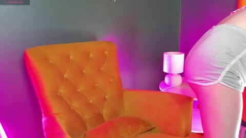 Snapshot of lilit_sinful chatting on 04-17-26, 11:24 lilit online show from 04-17-26, 11:24