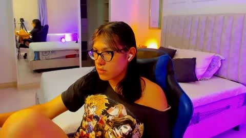 lilith  online show from 04-27-26, 01:31