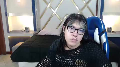 Snapshot of lilith_ayanami chatting on 07-09-26, 11:58 lilith online show from 07-09-26, 11:58