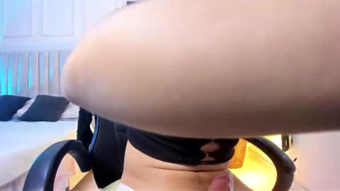 Snapshot of lilith_ayanami chatting on 07-24-26, 01:20 lilith online show from 07-24-26, 01:20