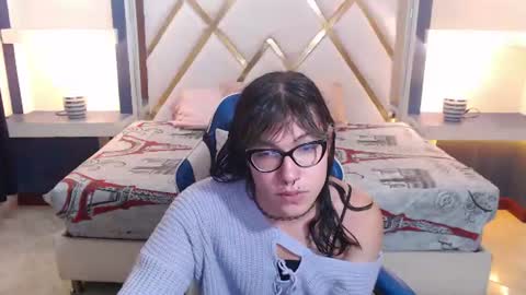 Snapshot of lilith_ayanami chatting on 07-28-26, 12:23 lilith online show from 07-28-26, 12:23