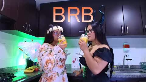 Snapshot of lilith_black_1 chatting on 11-02-25, 11:34 Lilith and Khloe online show from 11-02-25, 11:34