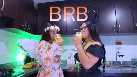 Snapshot of lilith_black_1 chatting on 11-09-25, 11:19 Lilith and Khloe online show from 11-09-25, 11:19