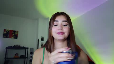 Snapshot of lilith_cruzz chatting on 01-16-25, 12:45 Lilith online show from 01-16-25, 12:45