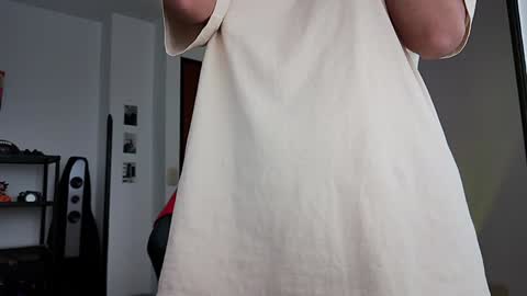 Snapshot of lilith_cruzz chatting on 01-16-25, 09:19 Lilith online show from 01-16-25, 09:19