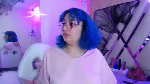   online show from 11-02-25, 07:49