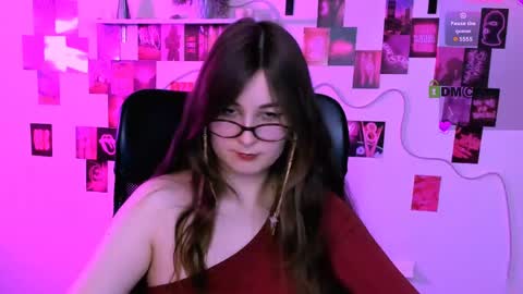 lilith_diva online show from 04-15-26, 08:09