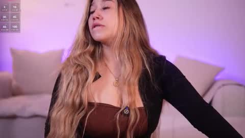 Lilith Gray online show from 12-02-25, 04:40