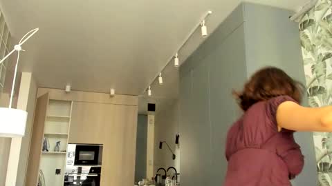 Snapshot of lilith_lutherlow chatting on 11-06-25, 09:43 lilith online show from 11-06-25, 09:43