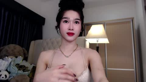 Snapshot of lilith_mazikeen69 chatting on 06-06-26, 10:36 QUEEN LILITH BORBON online show from 06-06-26, 10:36