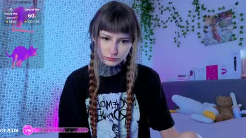 lilith_poison online show from 06-07-26, 06:00