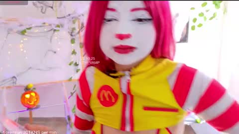 LILITH 200 LIKES   Thursday Clown Costume M online show from 10-24-25, 06:59