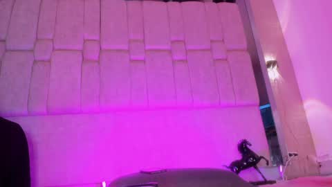 Welcome to Lilith room online show from 05-23-26, 04:07