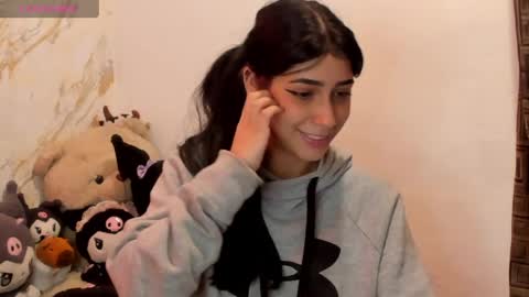 Snapshot of lilithcollins chatting on 05-26-26, 03:19 LILIKTH online show from 05-26-26, 03:19