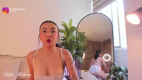 Snapshot of lilithmalkova chatting on 06-12-26, 07:13 Lilith Malkova online show from 06-12-26, 07:13
