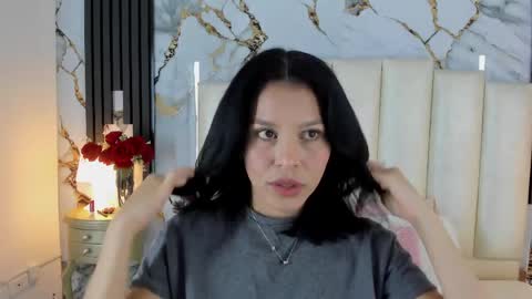 Lilith  online show from 04-10-26, 05:12