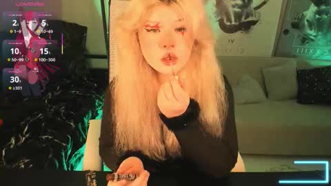 LilithNelson online show from 10-23-25, 08:40