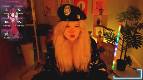 LilithNelson online show from 10-28-25, 05:59