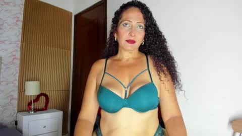 lilithphillis1 online show from 04-26-26, 05:21