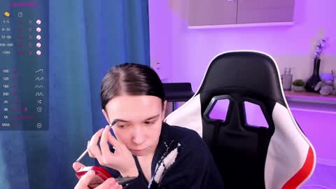 lilithstrangfor online show from 12-17-24, 08:34