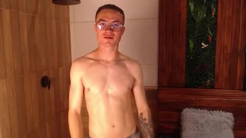 Snapshot of liljames_ chatting on 11-03-25, 07:48 Lil James online show from 11-03-25, 07:48